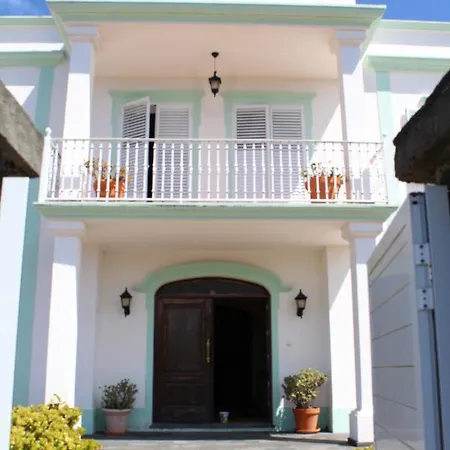 Bella Italia Populo * Πόντα Ντελγκάντα