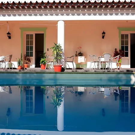 Bella Italia Populo * Πόντα Ντελγκάντα